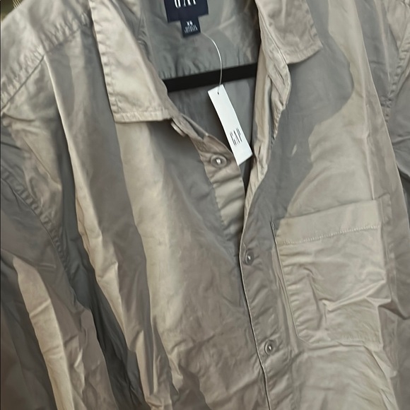 GAP Men's Button-Down Shirts in Light Blue and Gray - Picture 6 of 6